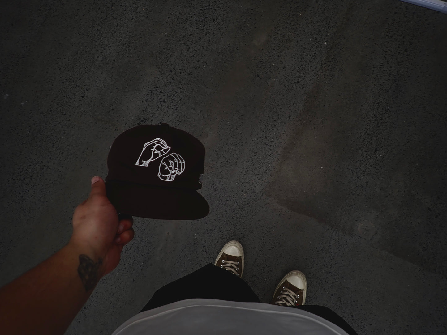 UNSIGNED OM 5 PANEL